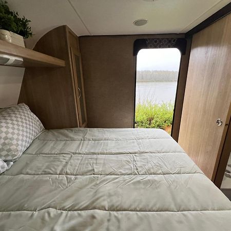 Surfside Glamping Camper Hotel Klamath Exterior photo